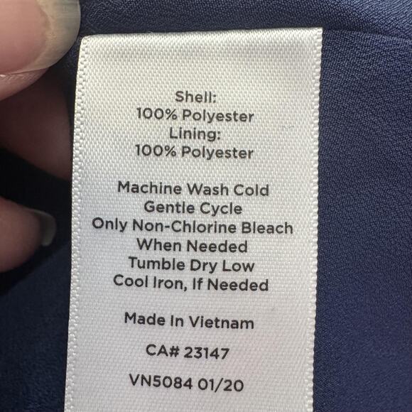 Talbots Blouse Womens XLP Petite Ikat Print Short Sleeve Tie Neck Top Polyester - Picture 6 of 9